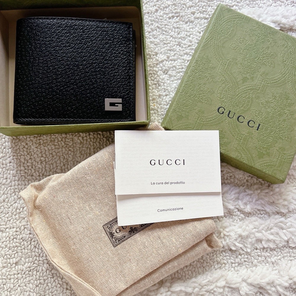 GUCCI G Logo Mens MOTIF BLACK LEATHER BIFOLD WALLET 739358 1AAJA 1193 -Authentic